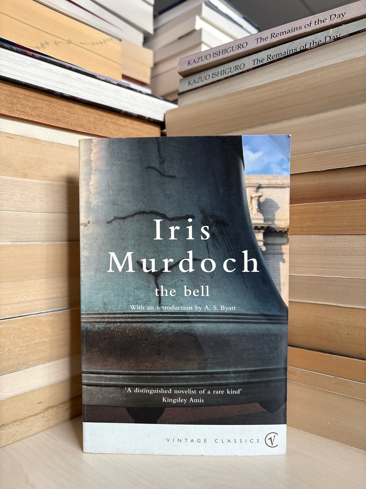 Iris Murdoch - The Bell
