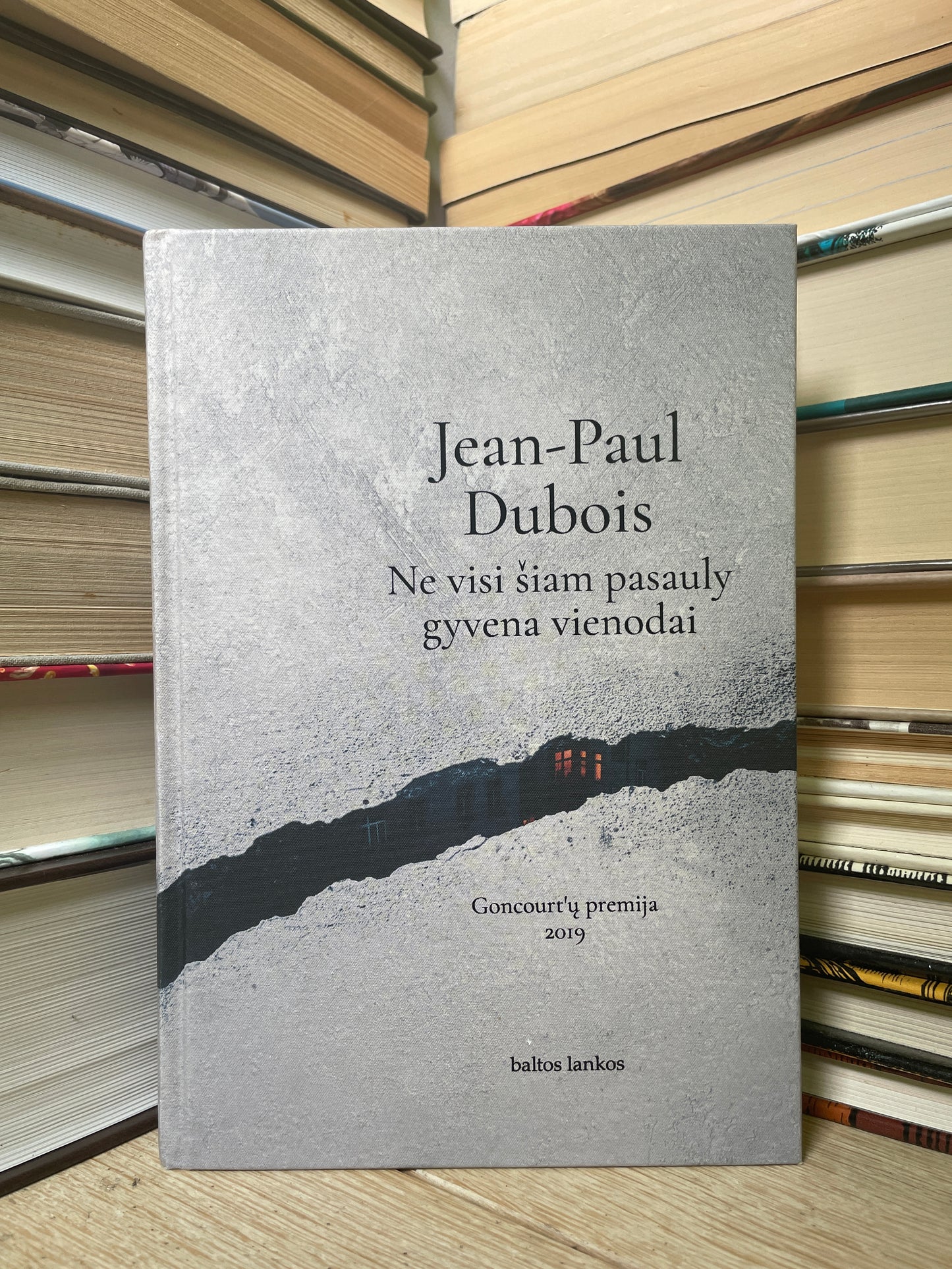 Jean-Paul Dubois - ,,Ne visi šiam pasauly gyvena vienodai"