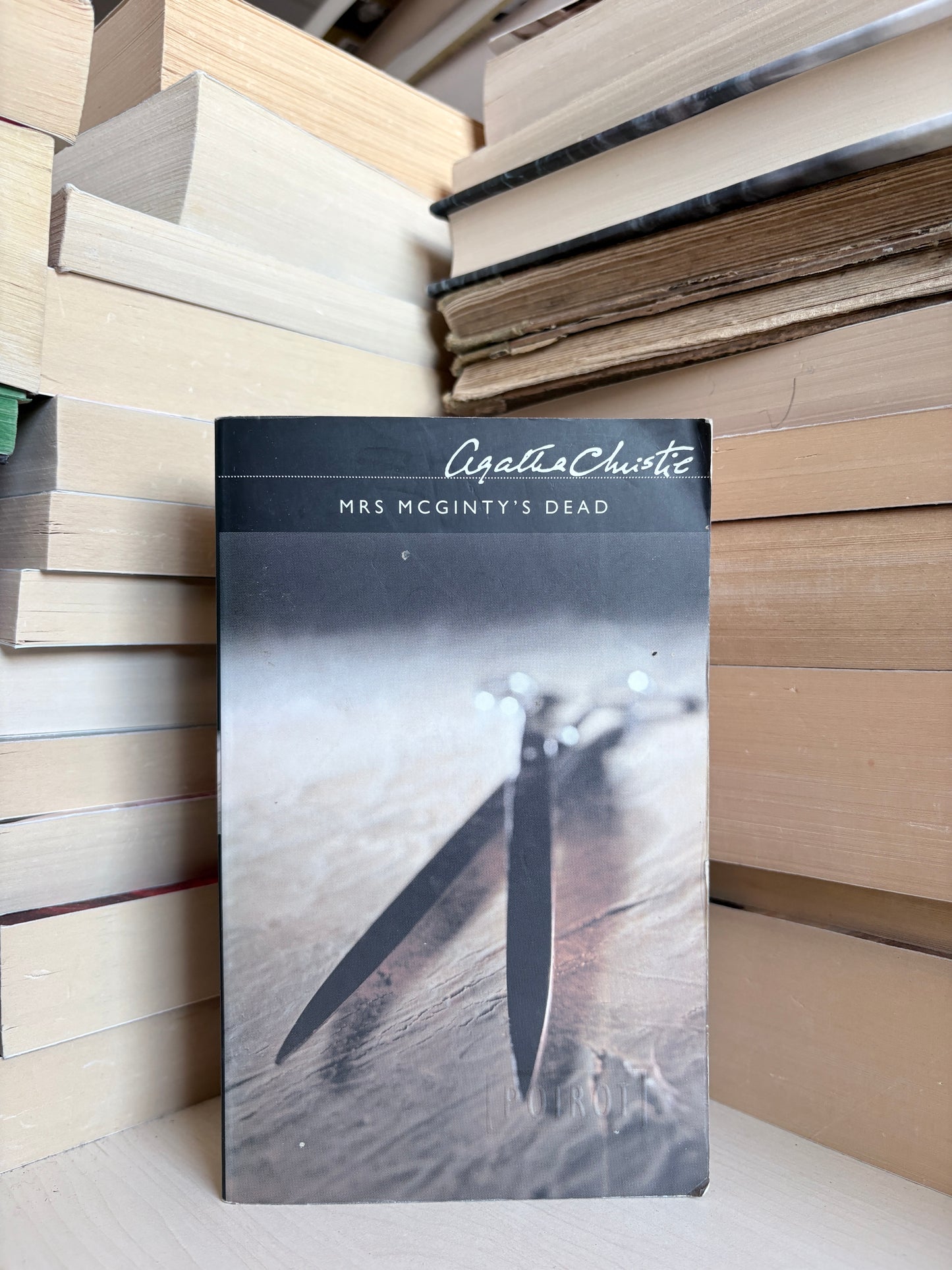 Agatha Christie - Mrs McGinty's Dead