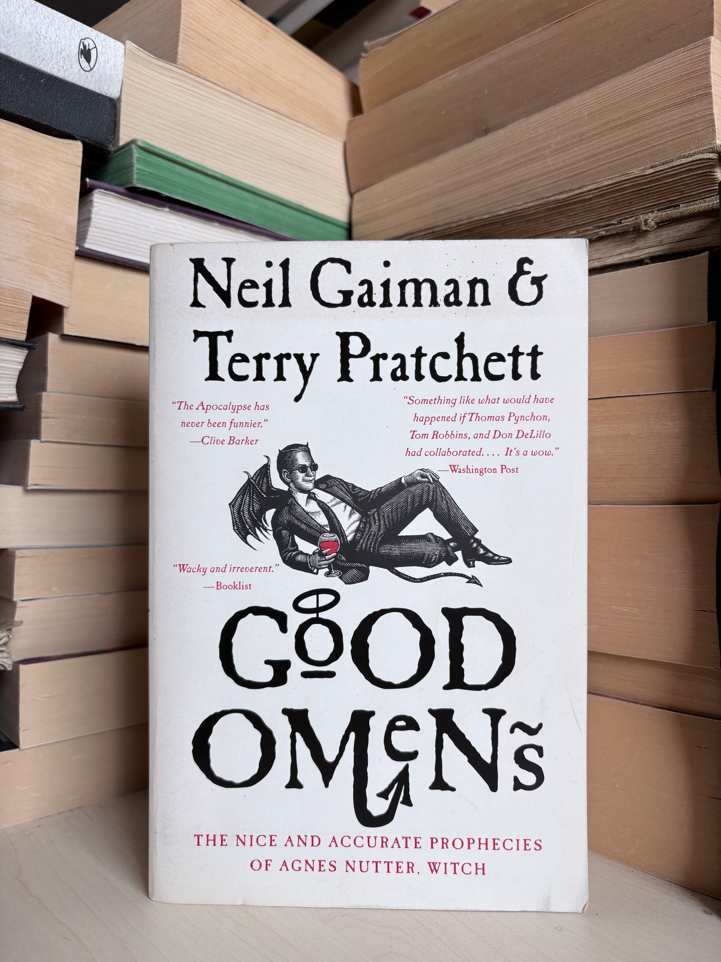 Neil Gaiman, Terry Pratchett - Good Omens