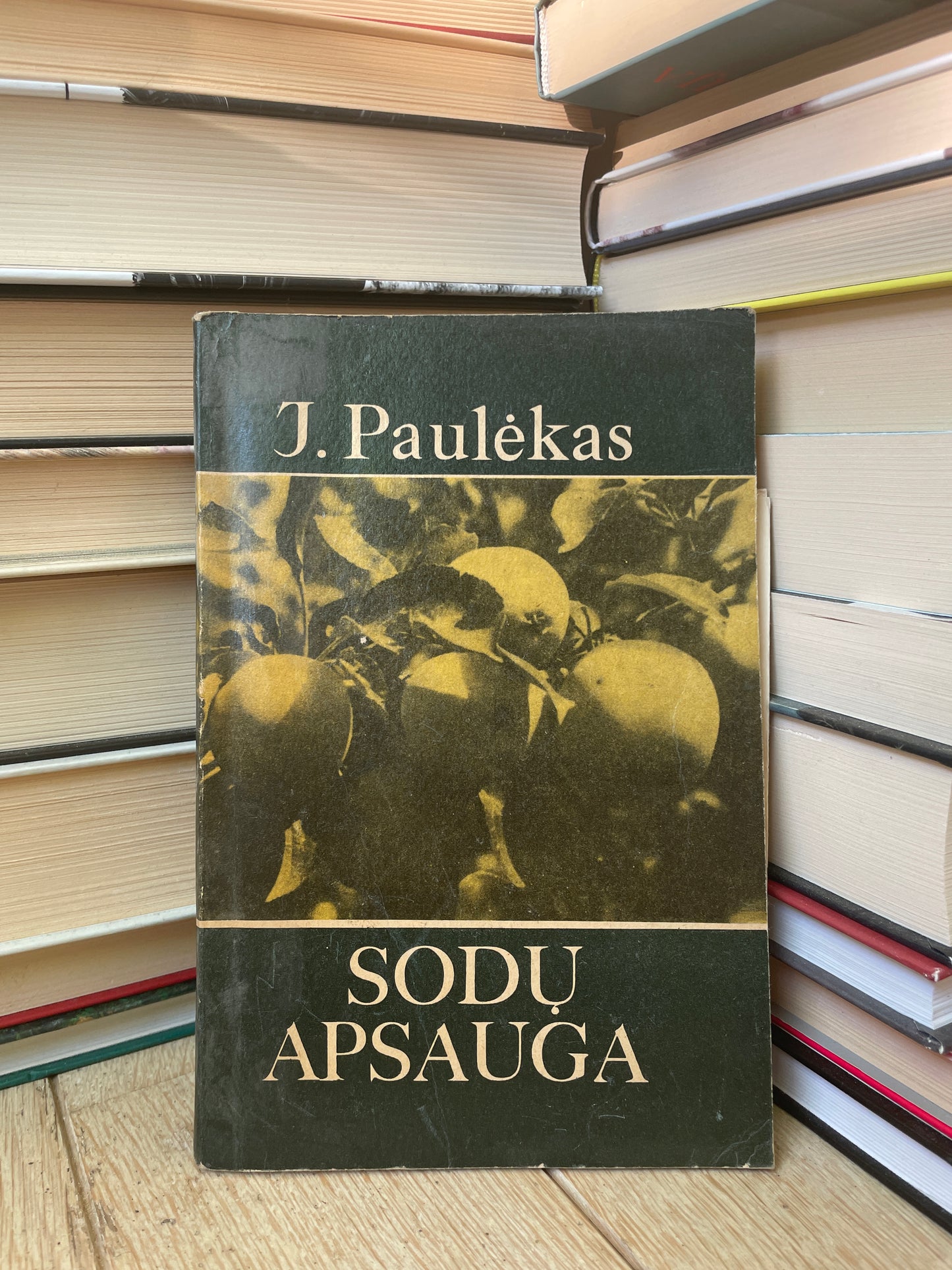 J. Paulėkas - ,,Sodų apsauga"