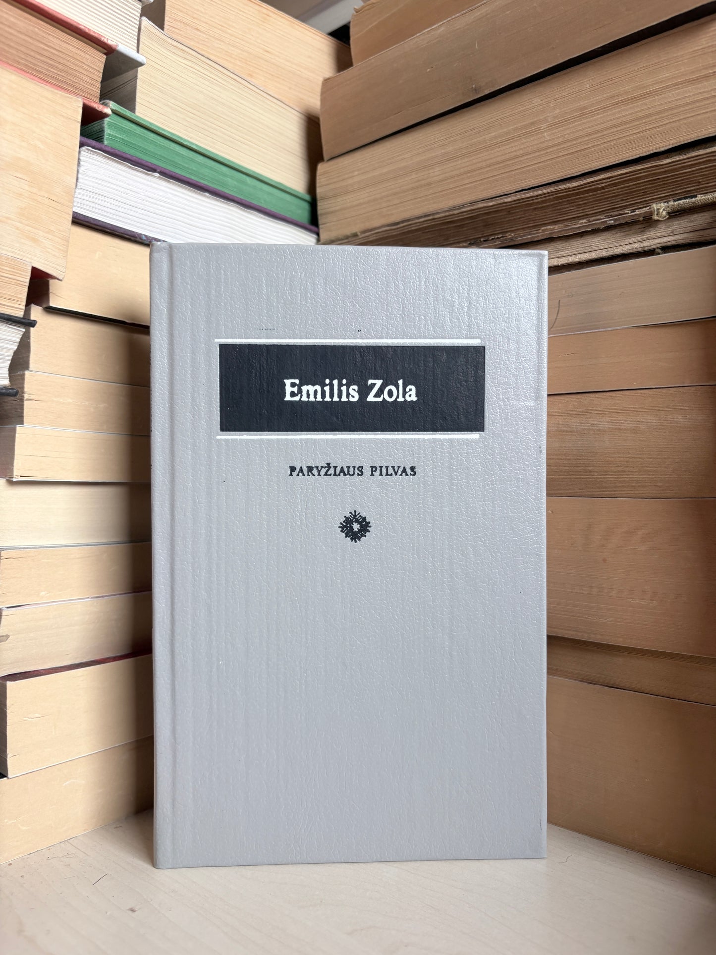 Emilis Zola - ,,Paryžiaus pilvas"