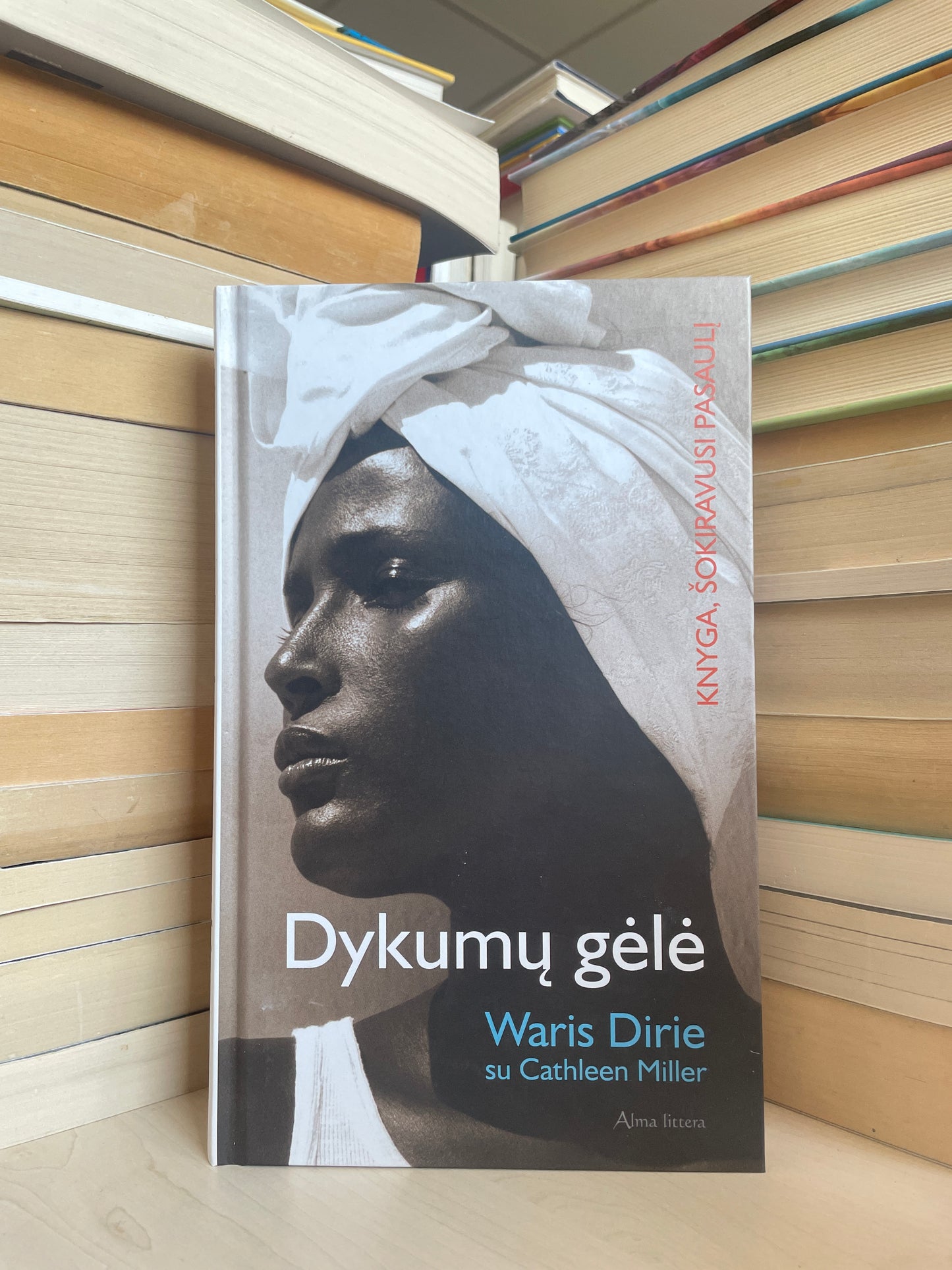 Waris Dirie - ,,Dykumų gėlė"