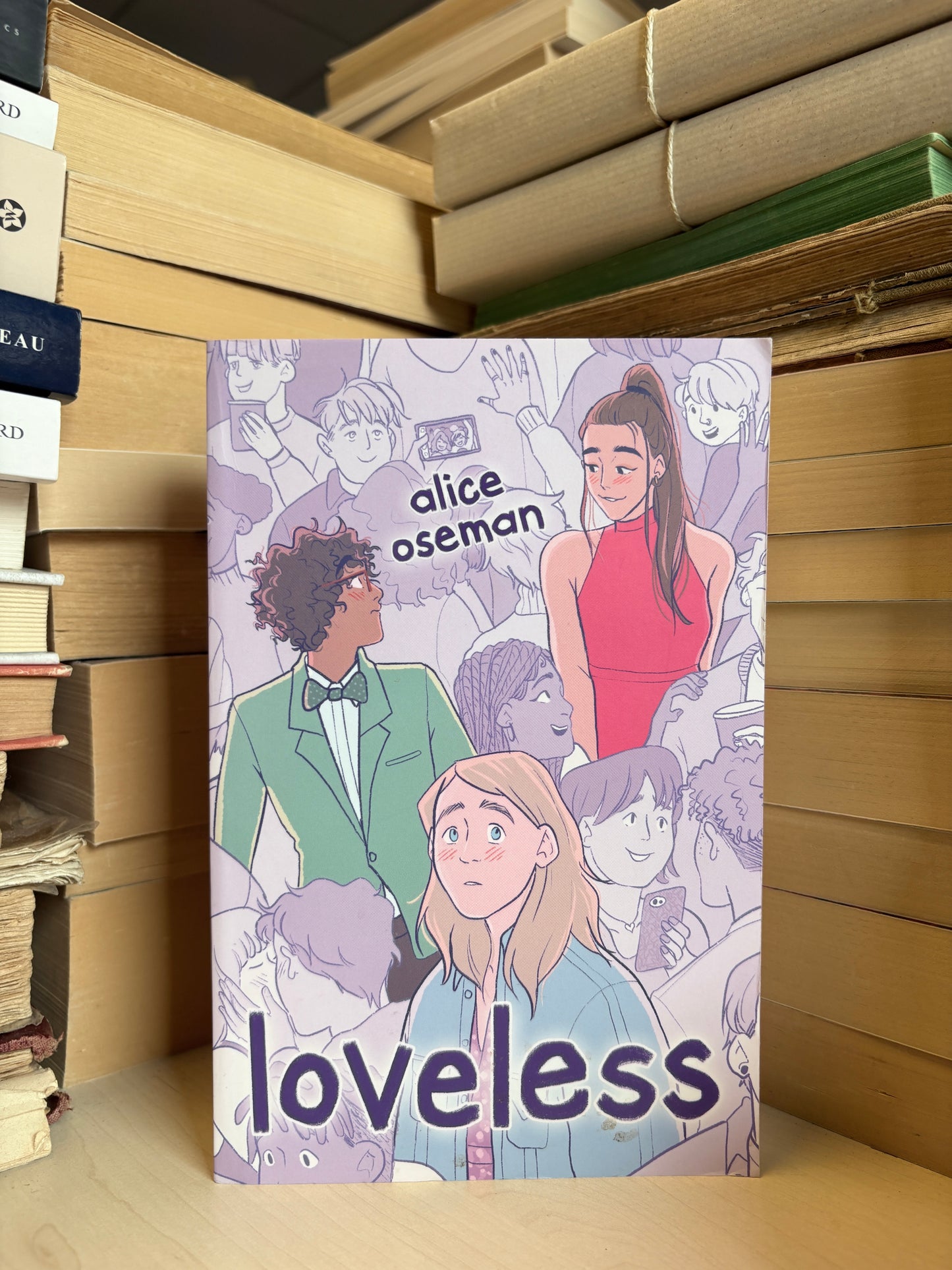 Alice Oseman - Loveless