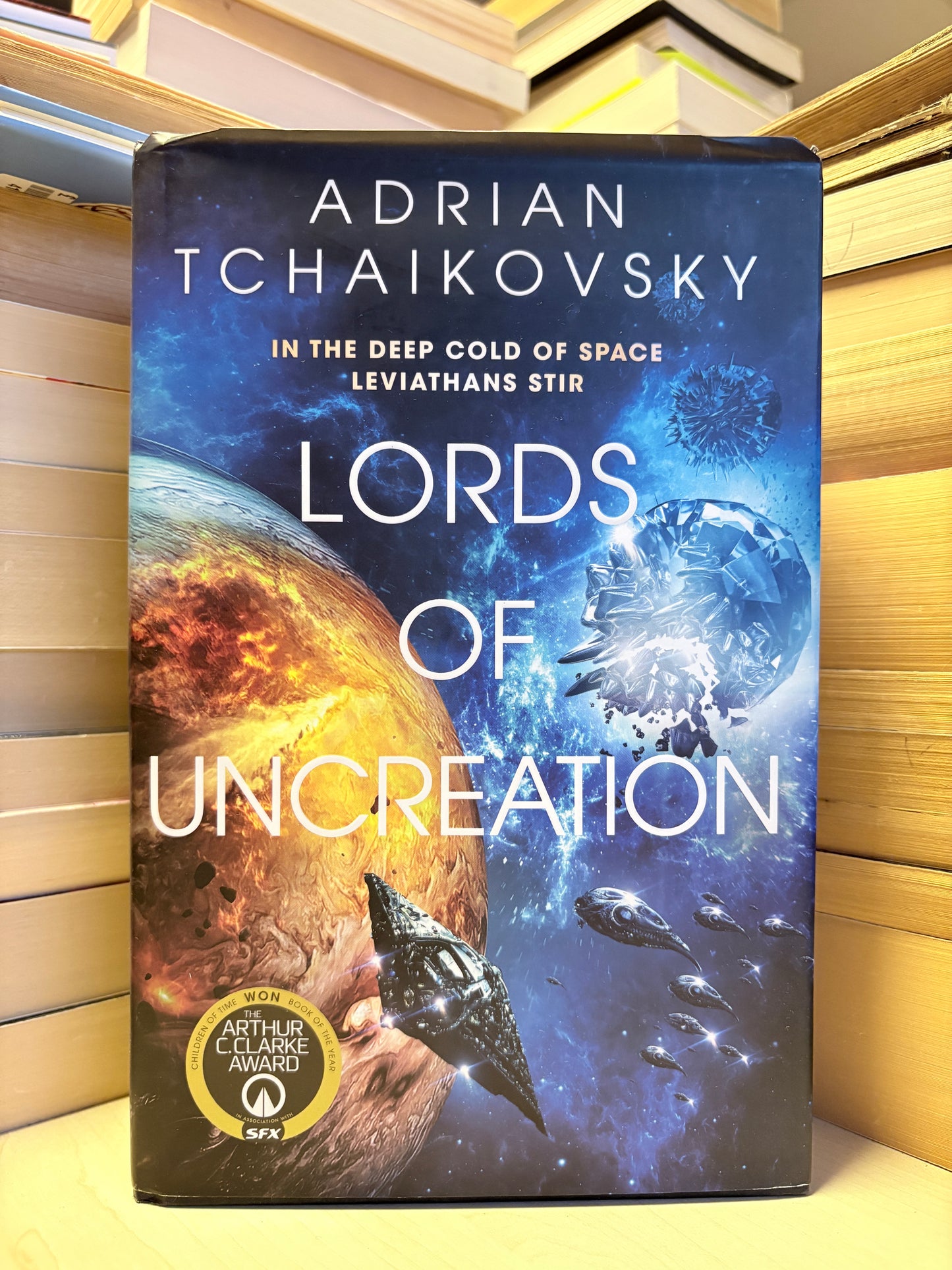 Adrian Tchaikovsky - Lords of Uncreation