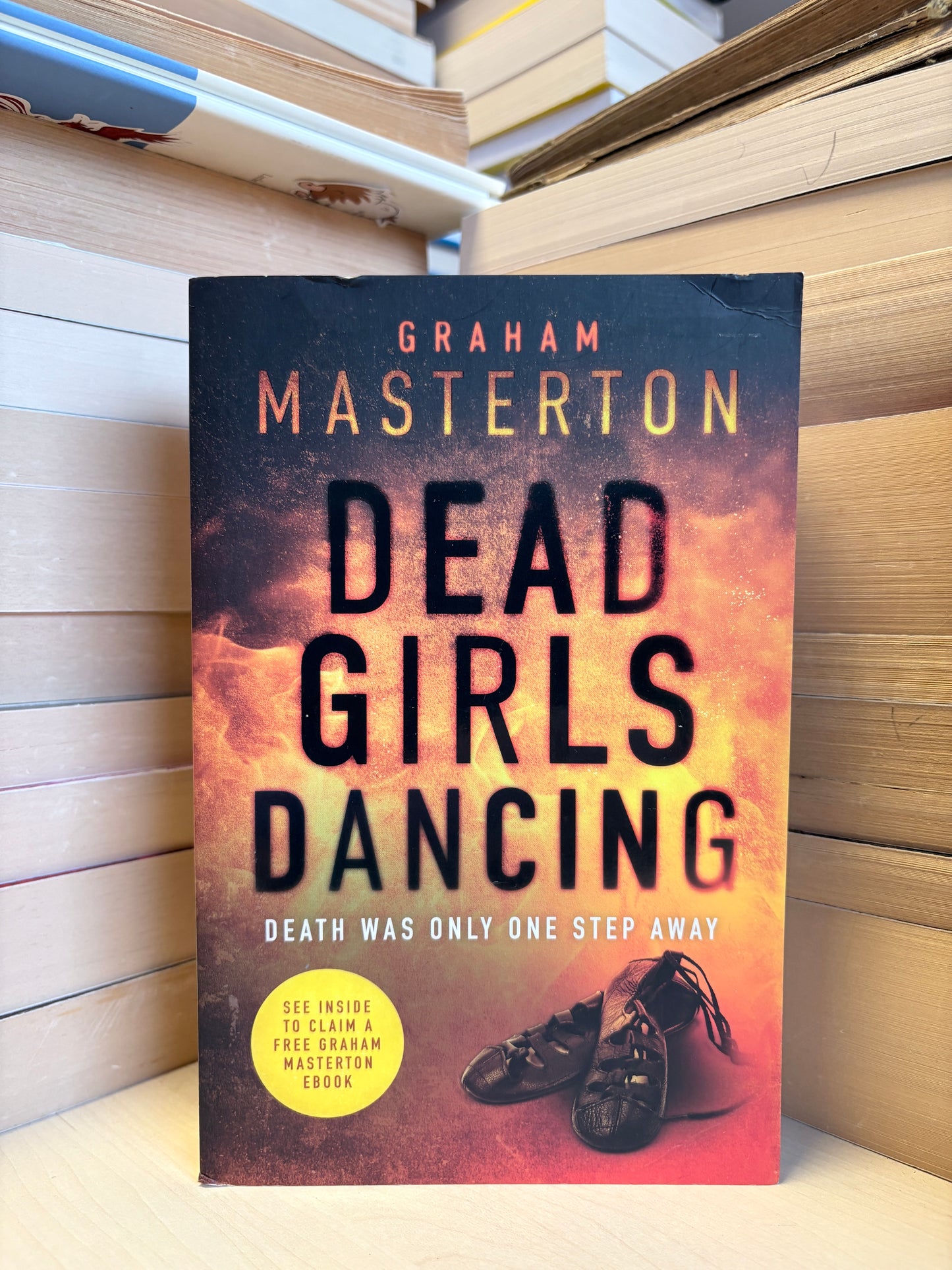 Graham Masterton - Dead Girls Dancing