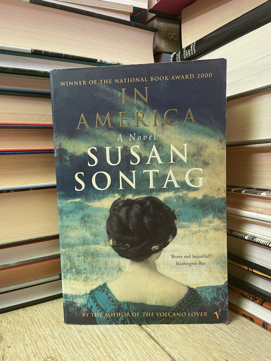 Susan Sontag - In America