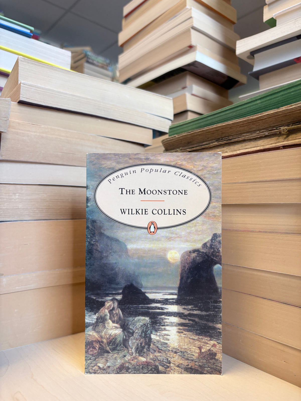 Wilkie Collins - The Moonstone