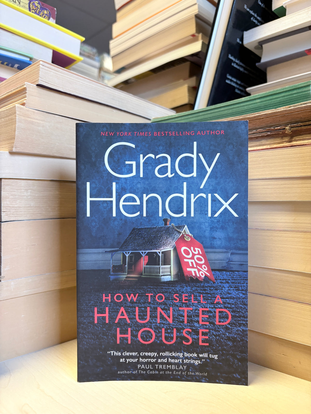 Grady Hendrix - How to Sell a Haunted House