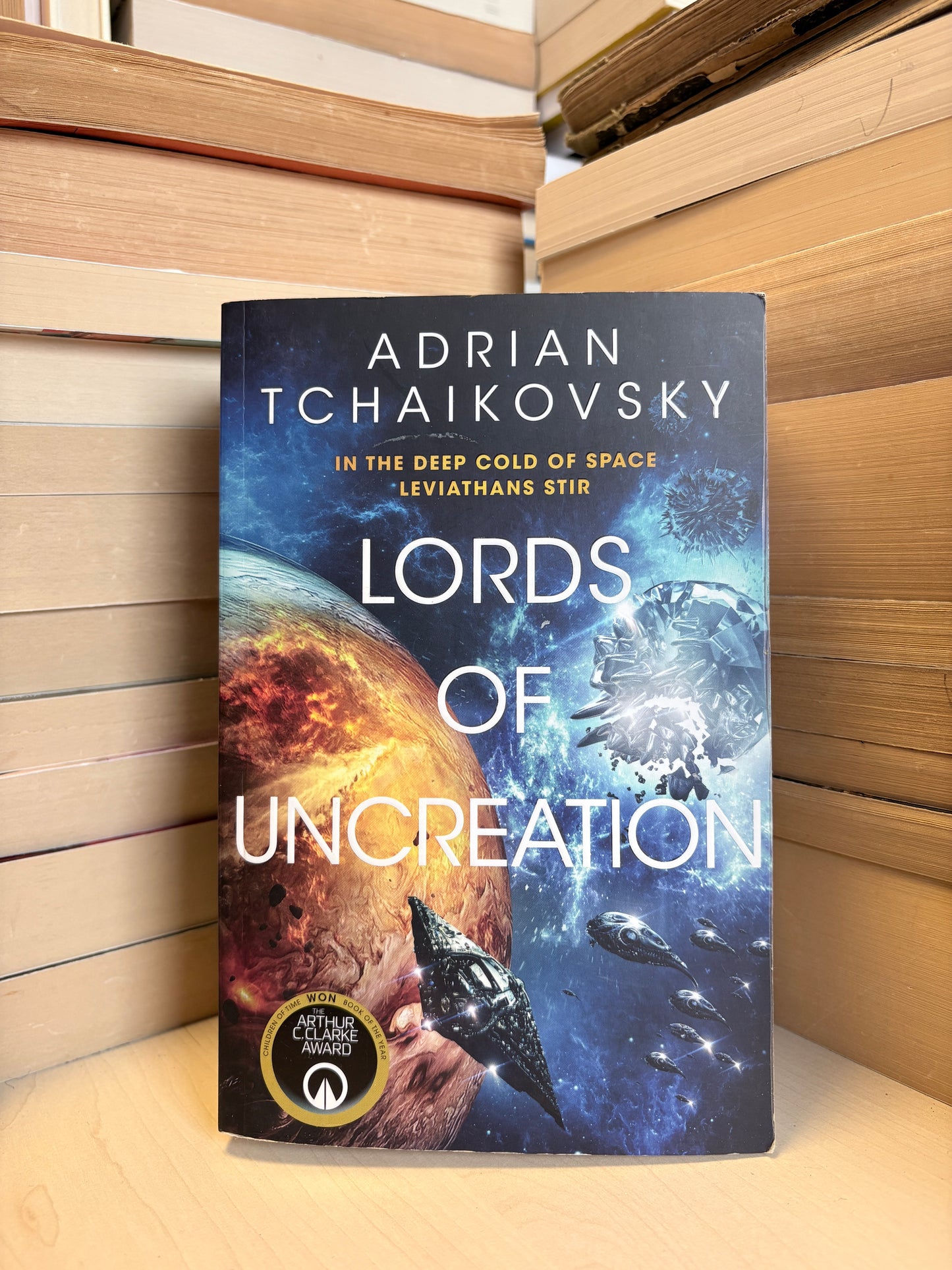 Adrian Tchaikovsky - Lords of Uncreation