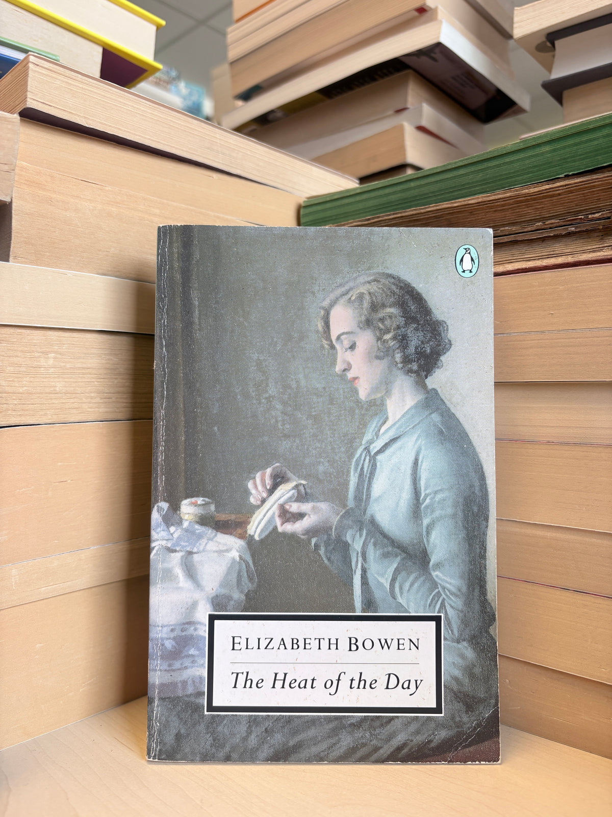 Elizabeth Bowen - The Heat of the Day