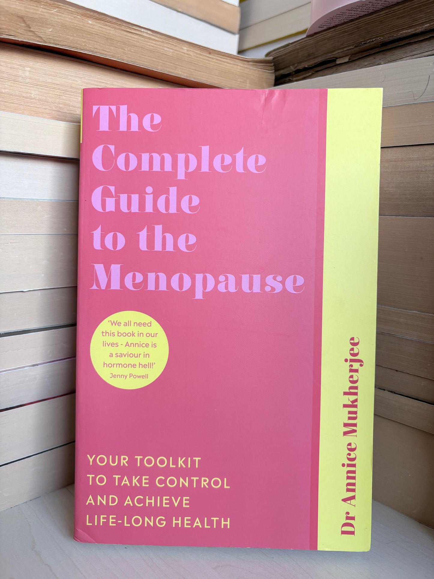 Annice Mukherjee - The Complete Guide to the Menopause
