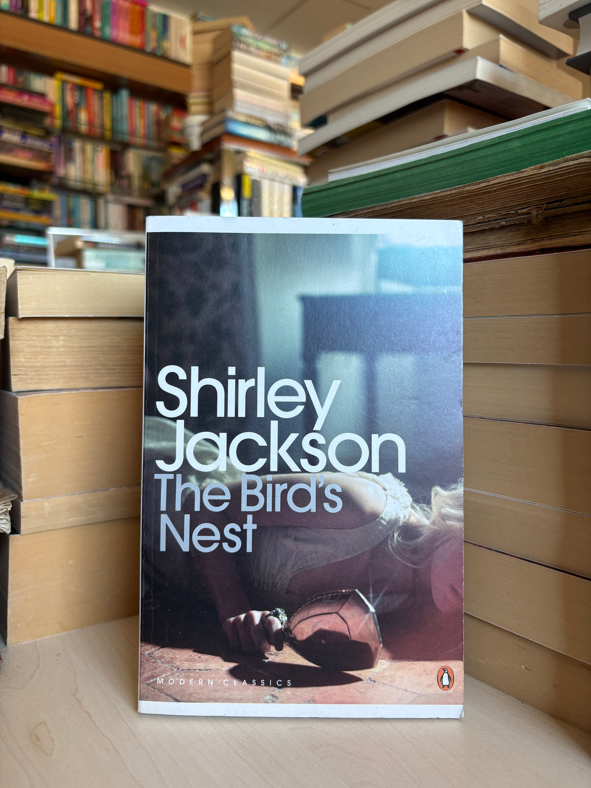 Shirley Jackson - The Bird's Nest