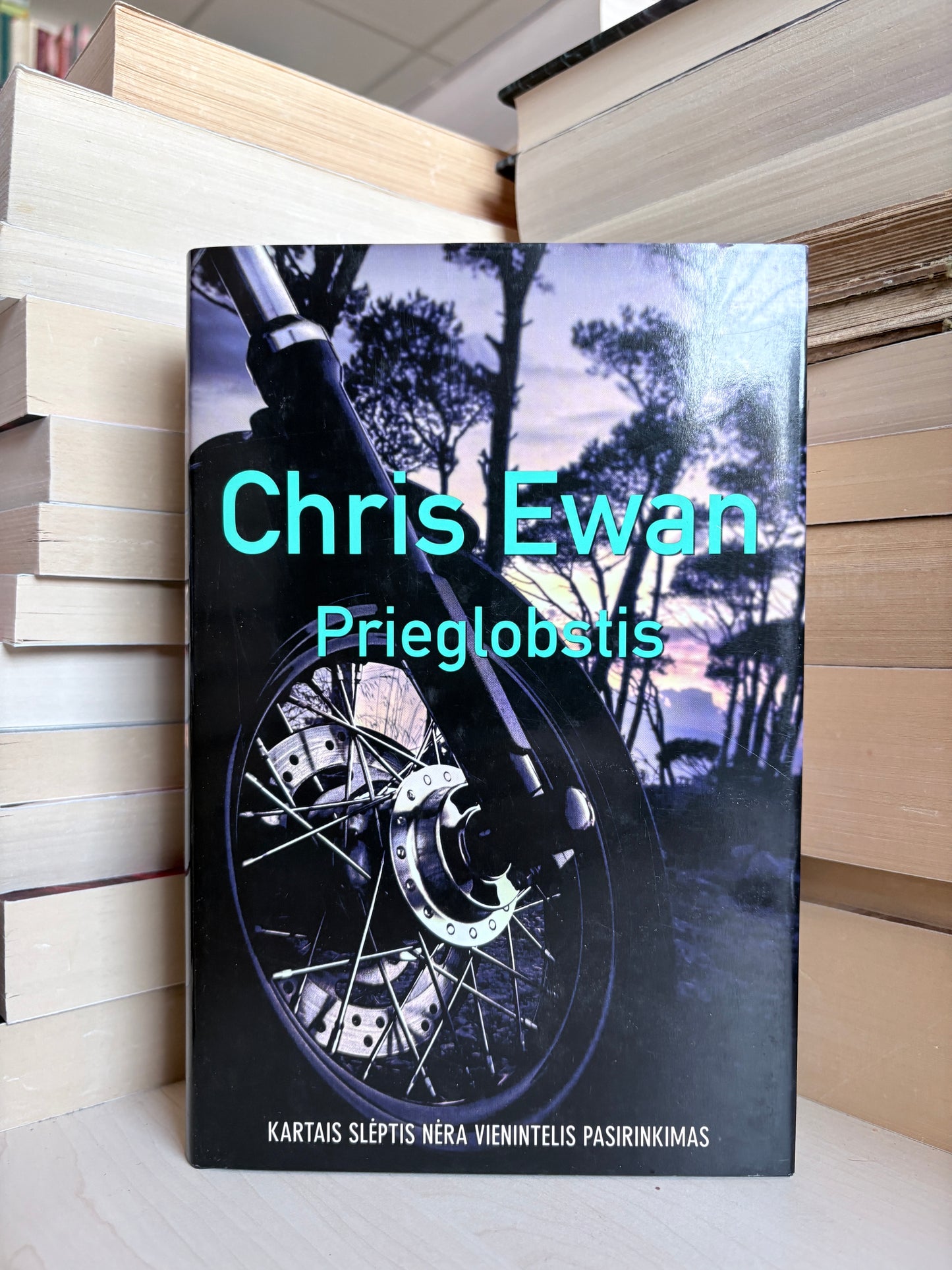 Chris Ewan - ,,Prieglobstis"