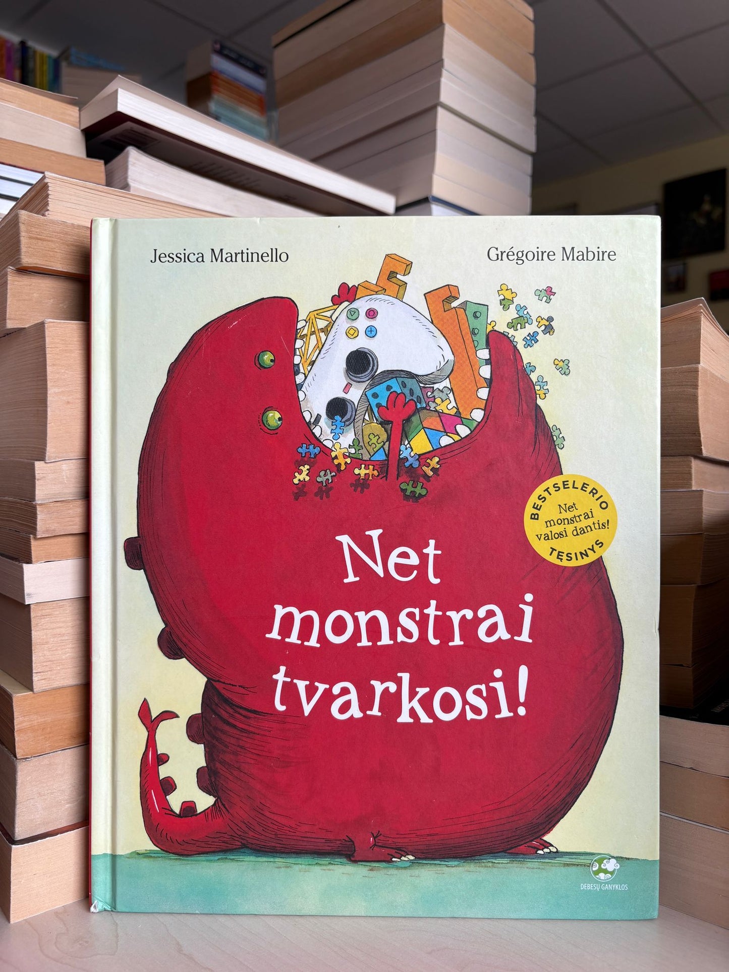 Jessica Martinello, Gregoire Mabire - ,,Net monstrai tvarkosi"