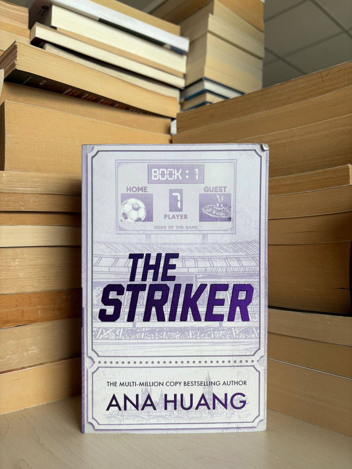 Ana Huang - The Striker