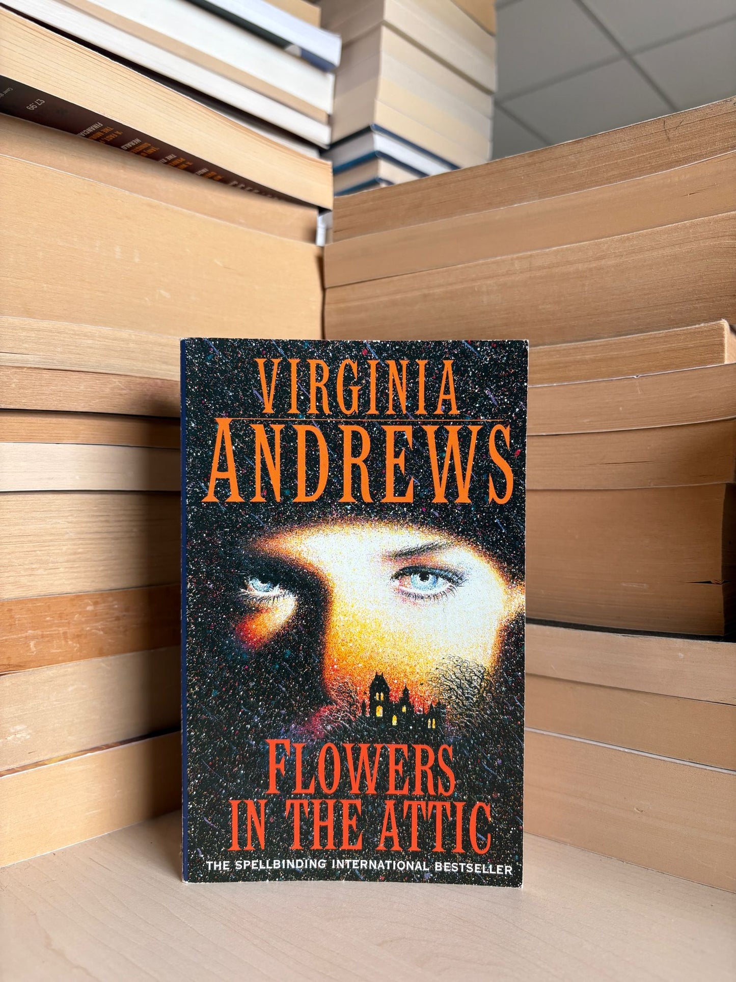Virginia Andrews - Flowers in the Attic