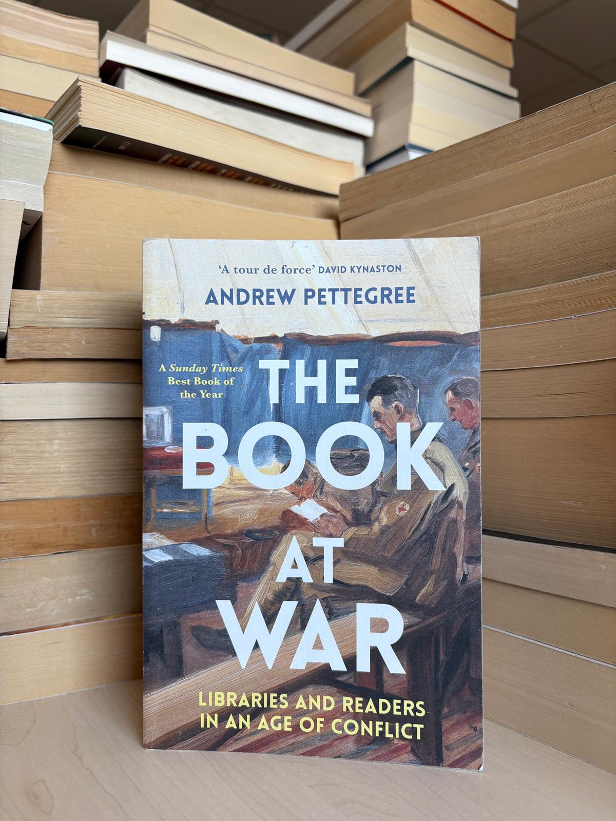 Andrew Pettegree - The Book at War