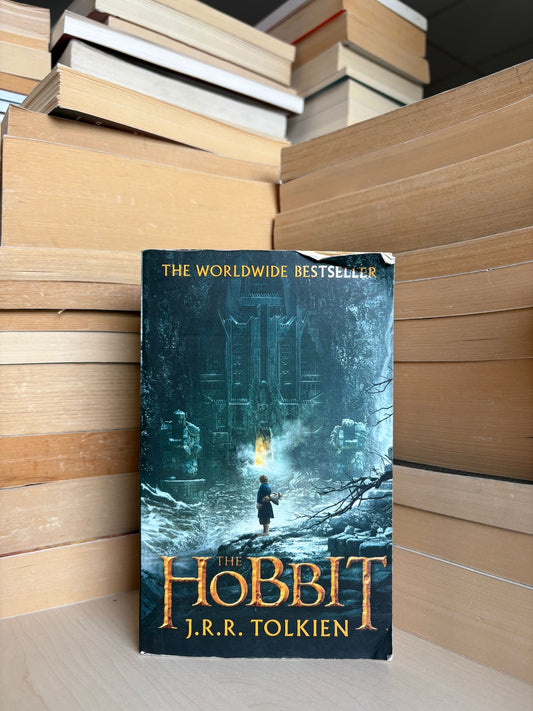 J. R. R. Tolkien - The Hobbit