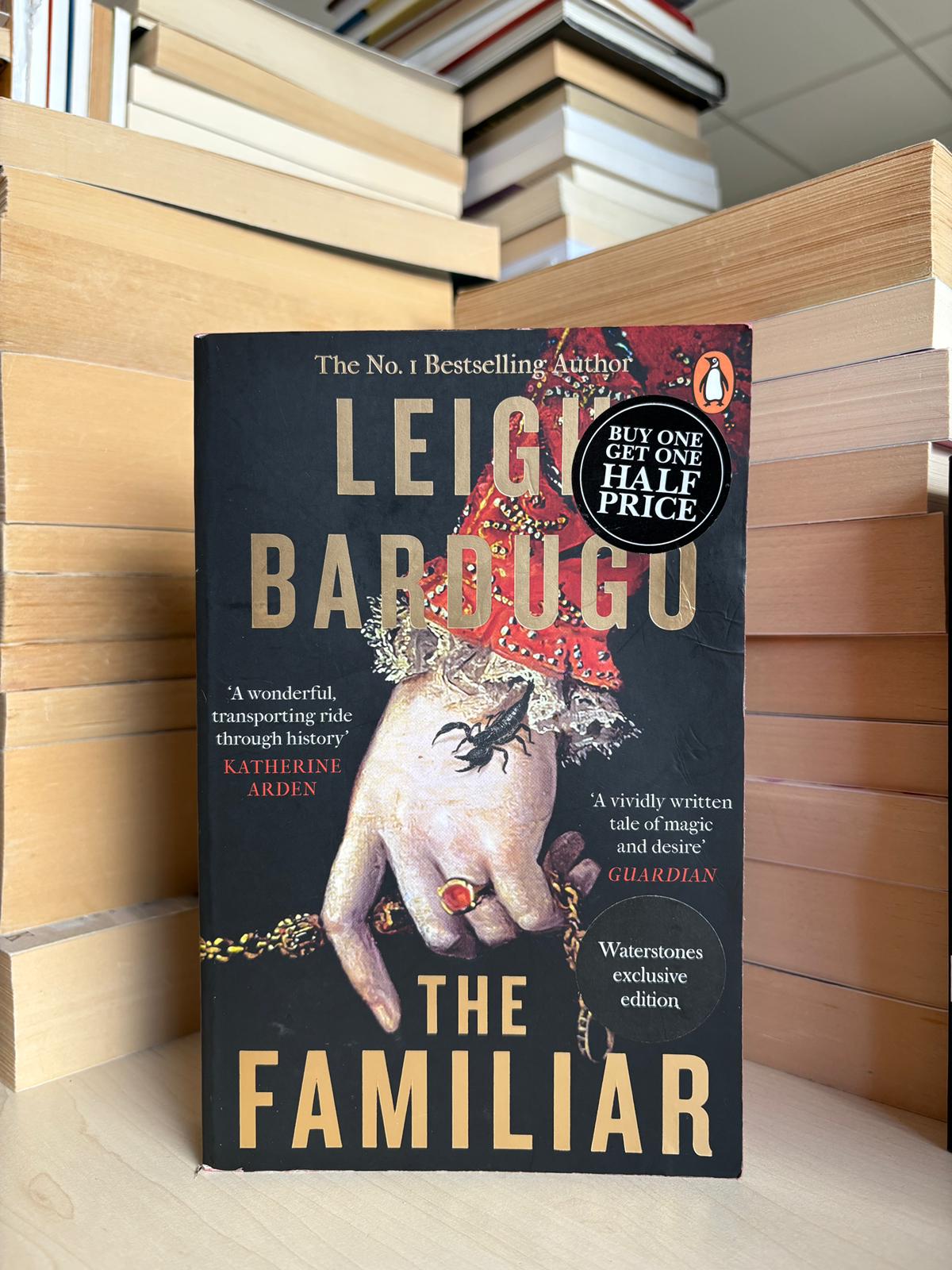 Leigh Bardugo - The Familiar