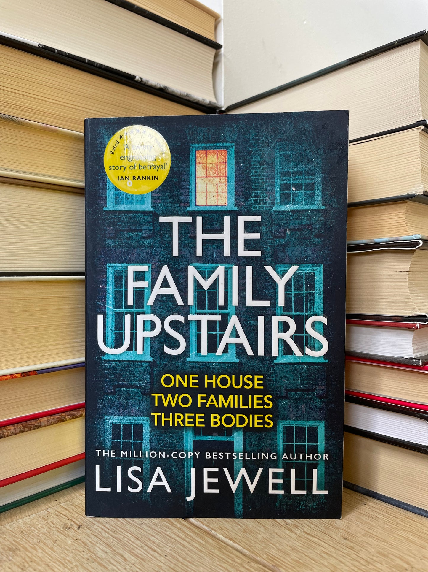 Lisa Jewell - The Family Upstairs