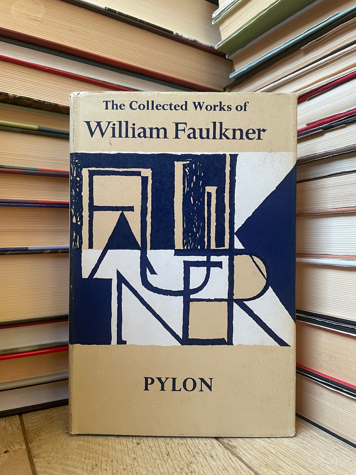 William Faulkner - Pylon