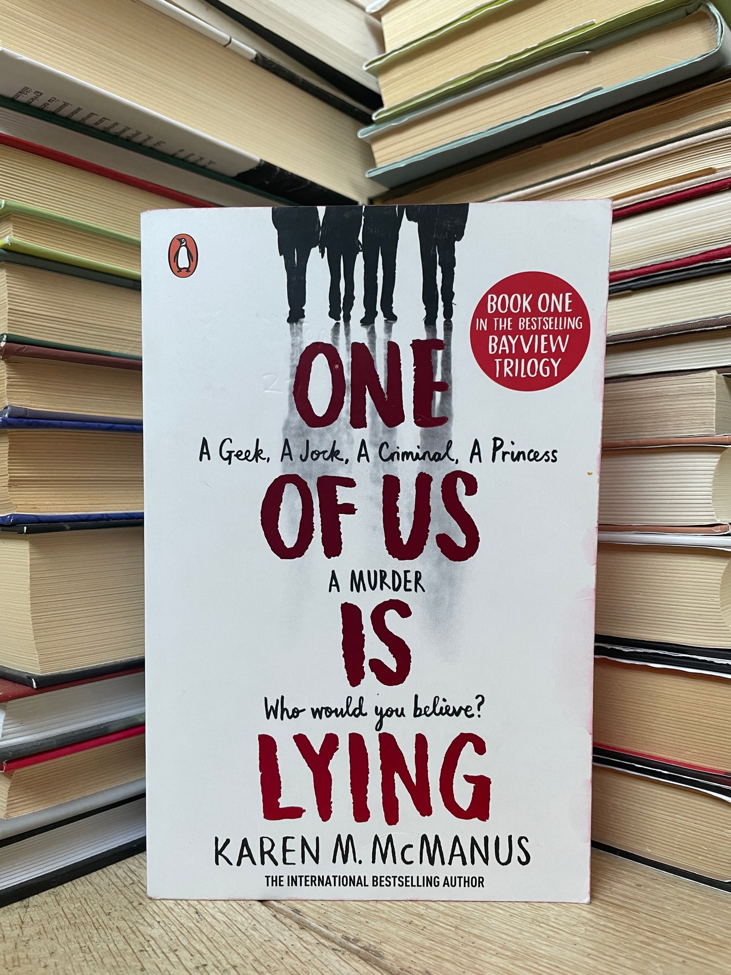 Karen M. McManus - One of Us is Lying