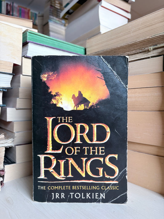 J. R. R. Tolkien - The Lord of the Rings