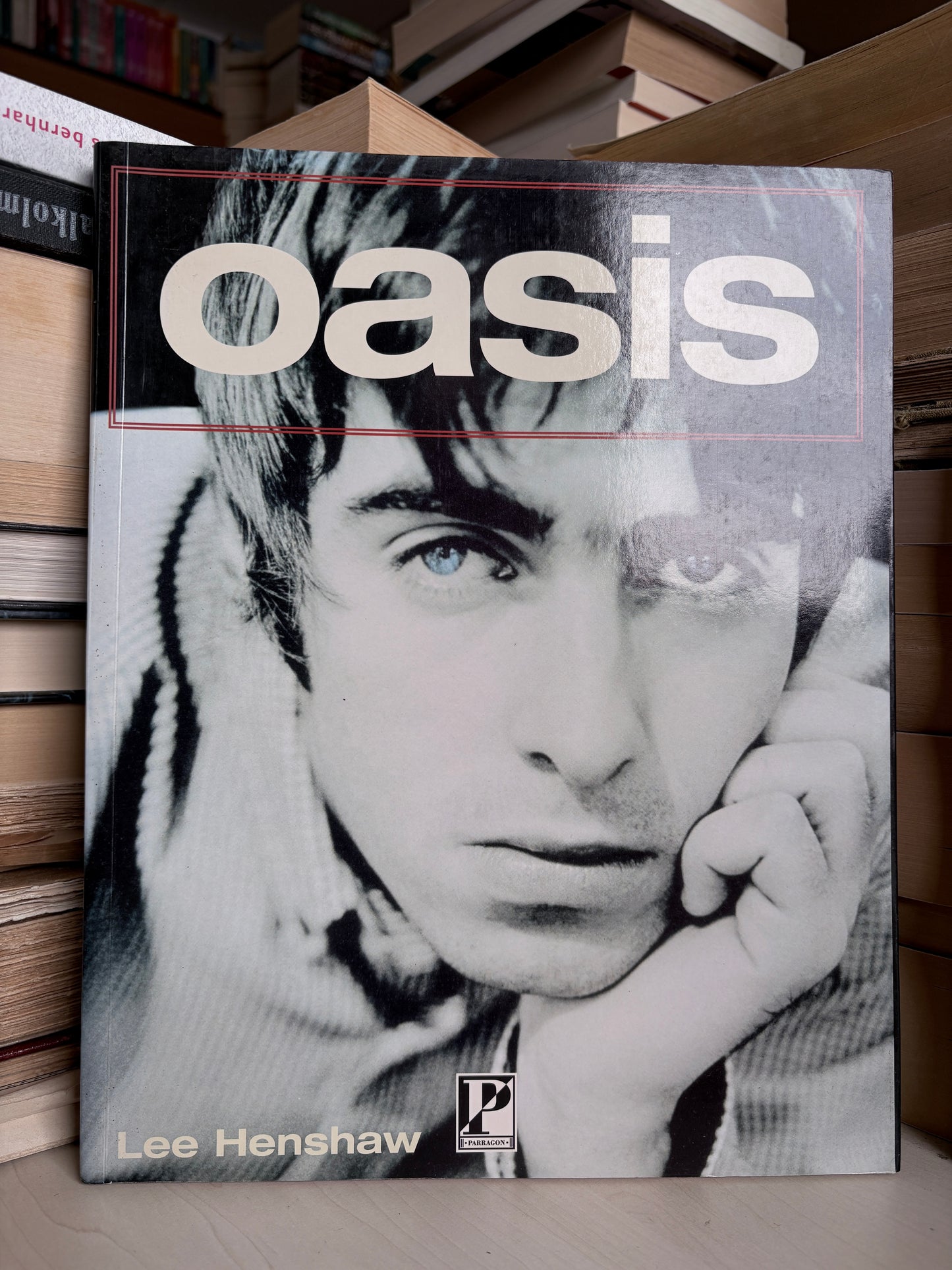 Lee Henshaw - Oasis