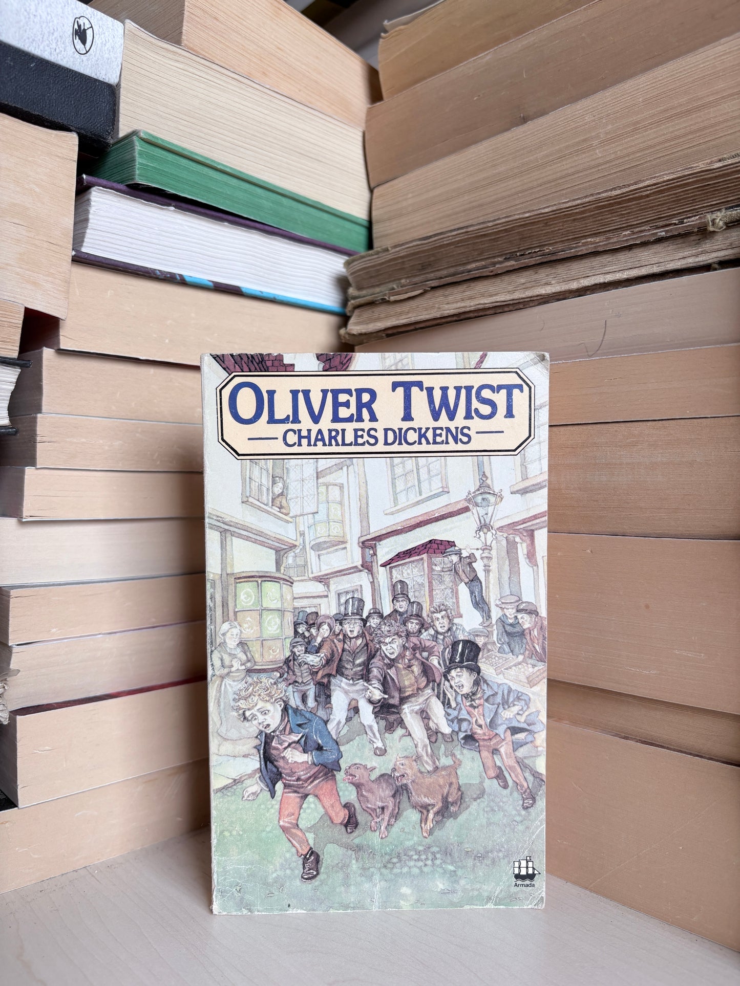 Charles Dickens - Oliver Twist (sutrumpinta)