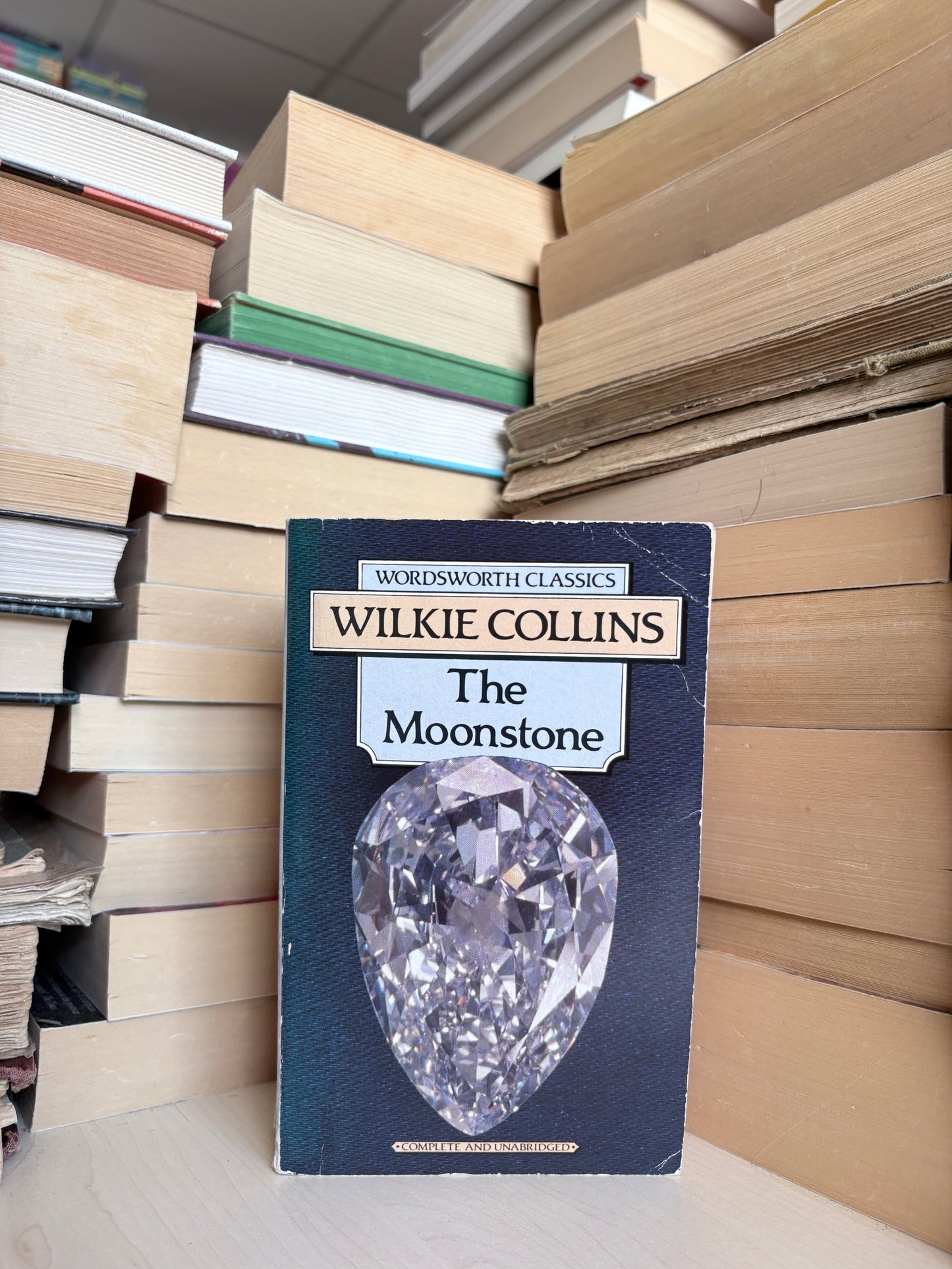 Wilke Collins - The Moonstone