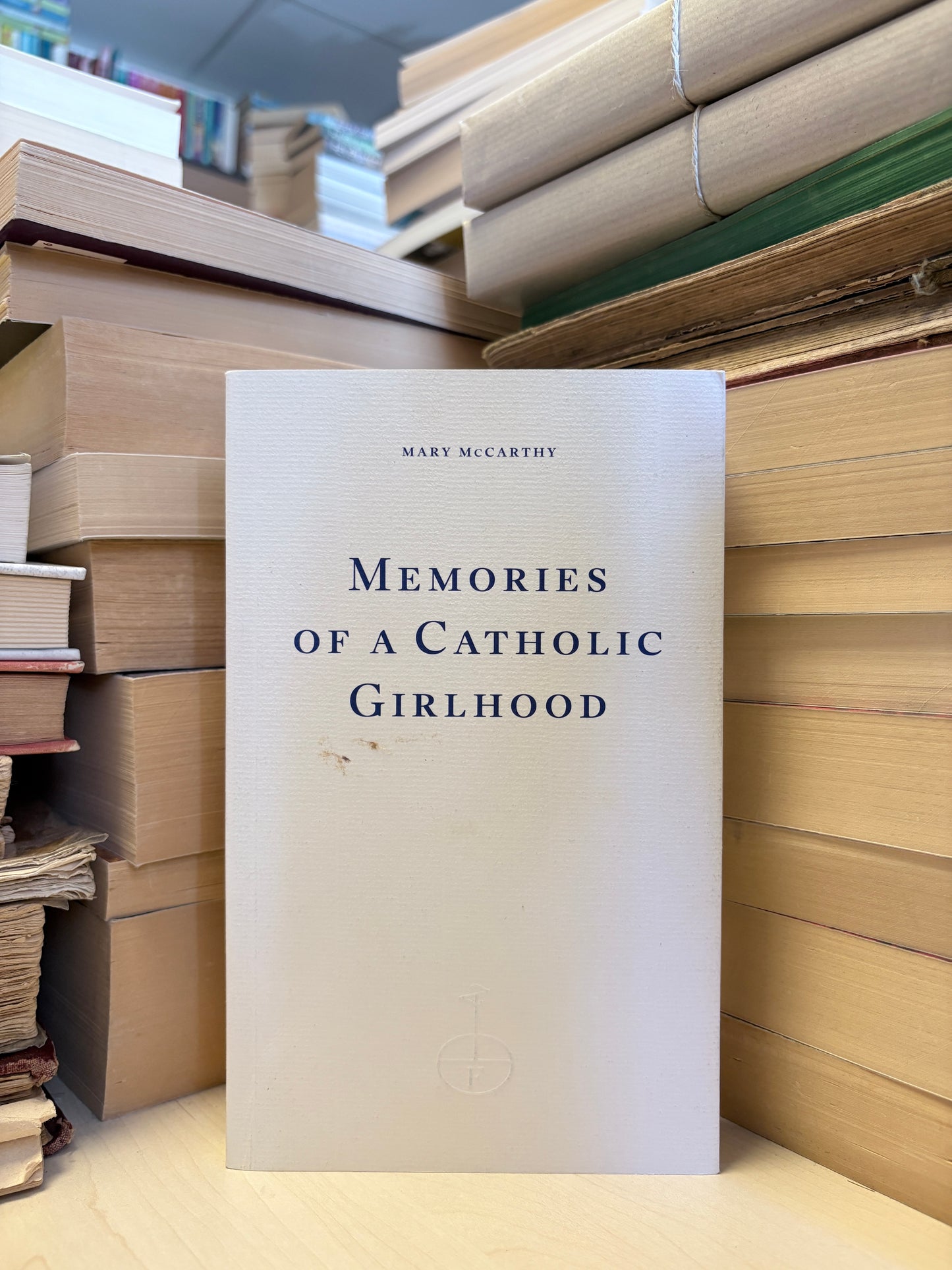 Mary McCarthy - Memories of a Catholic Girlhood