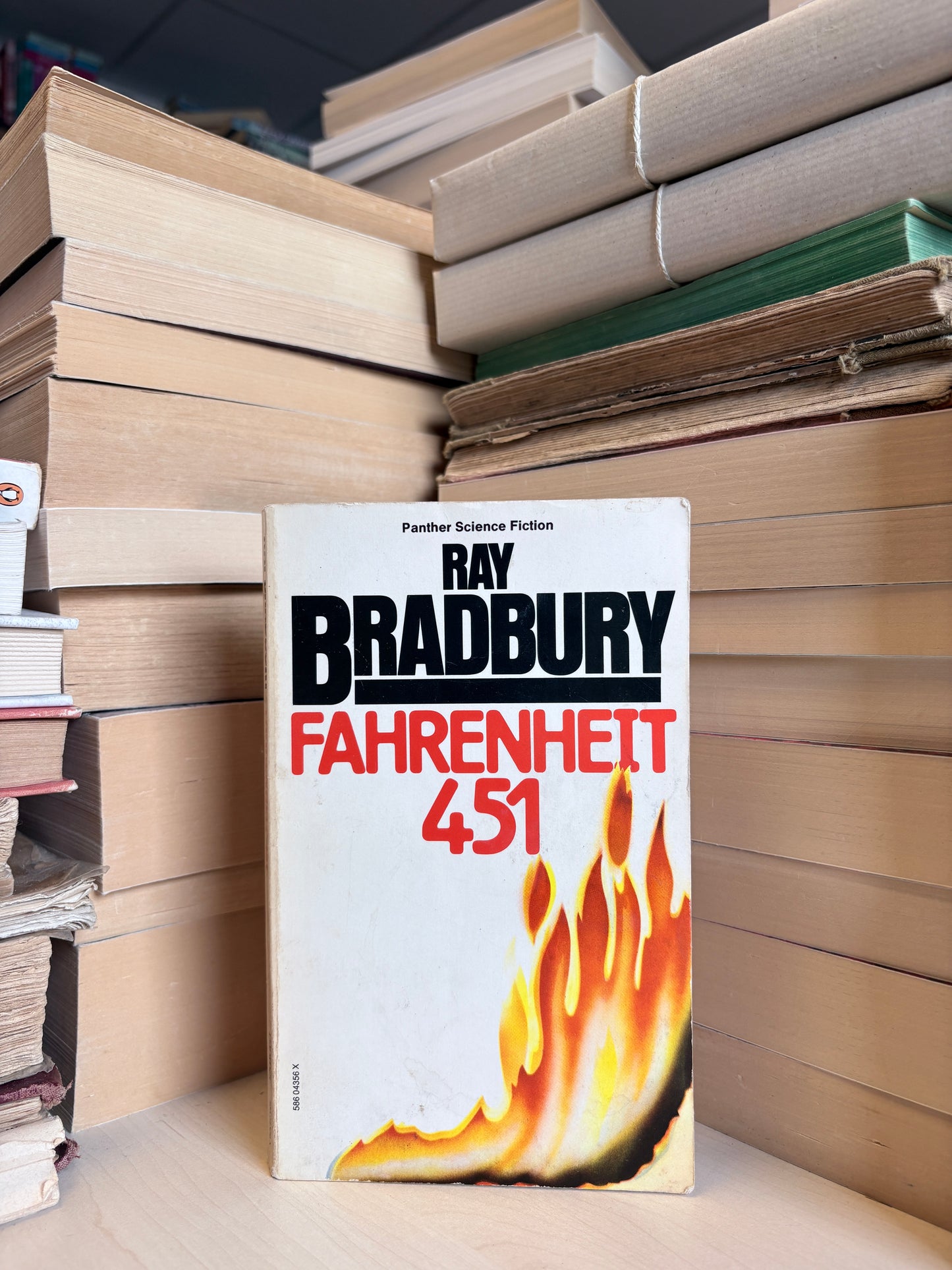 Ray Bradbury - Fahrenhett 451