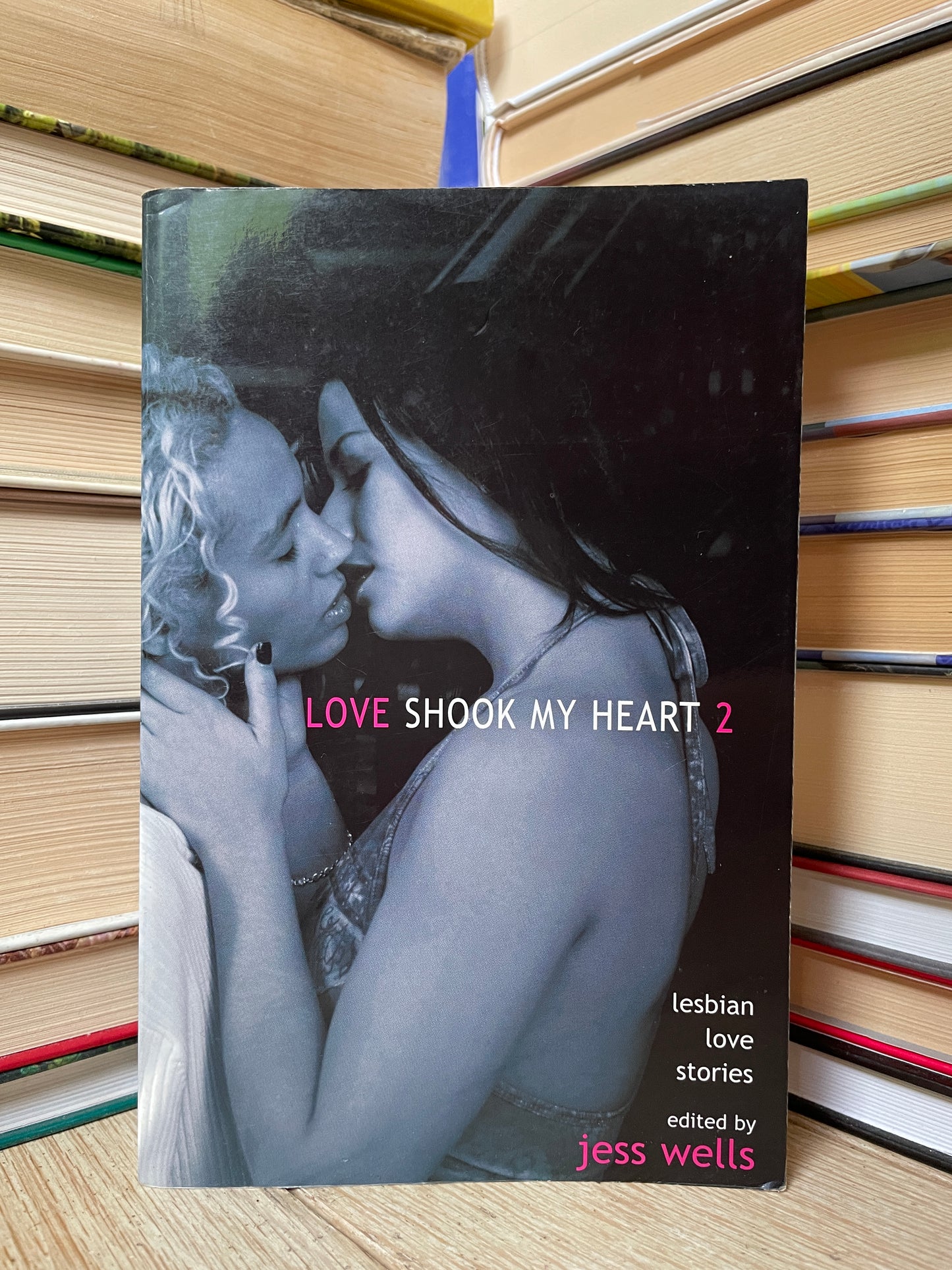 Jess Wells - Love Shook My Heart 2: Lesbian Love Stories