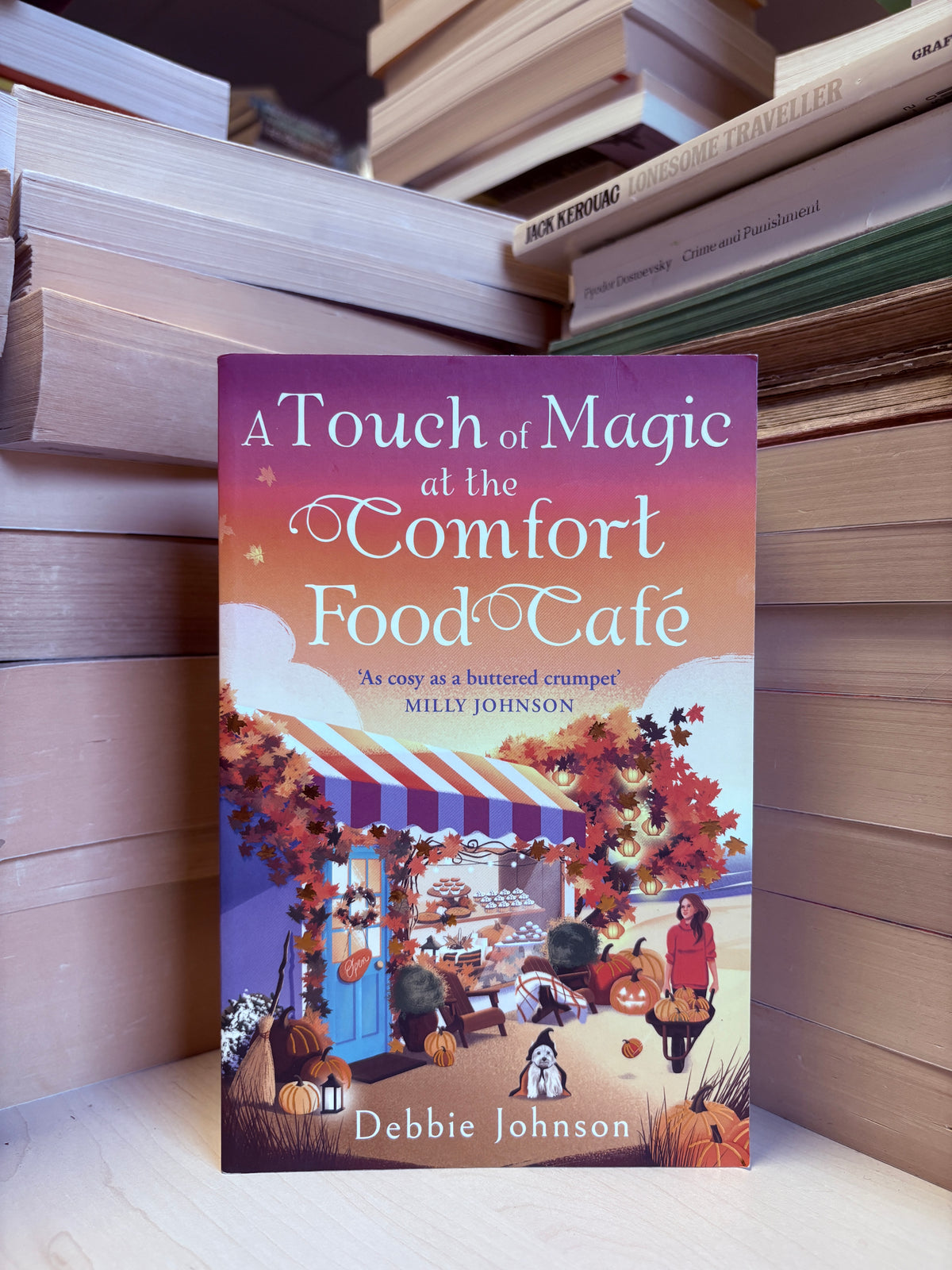 Debbie Johnson - A Touch of Magic at the Comfort Food Cafe