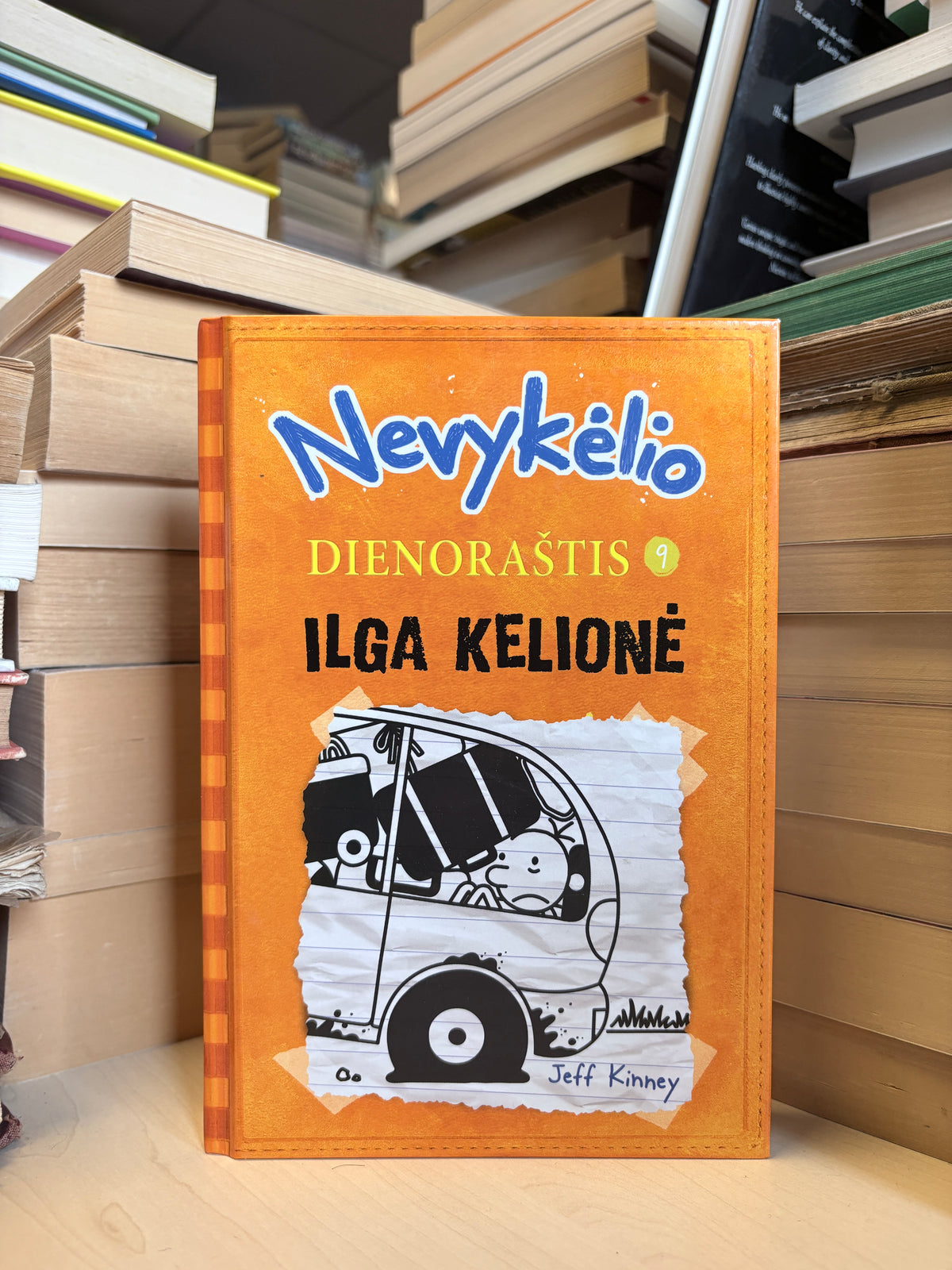 Jeff Kinney - ,,Nevykėlio dienoraštis: ilga kelionė"
