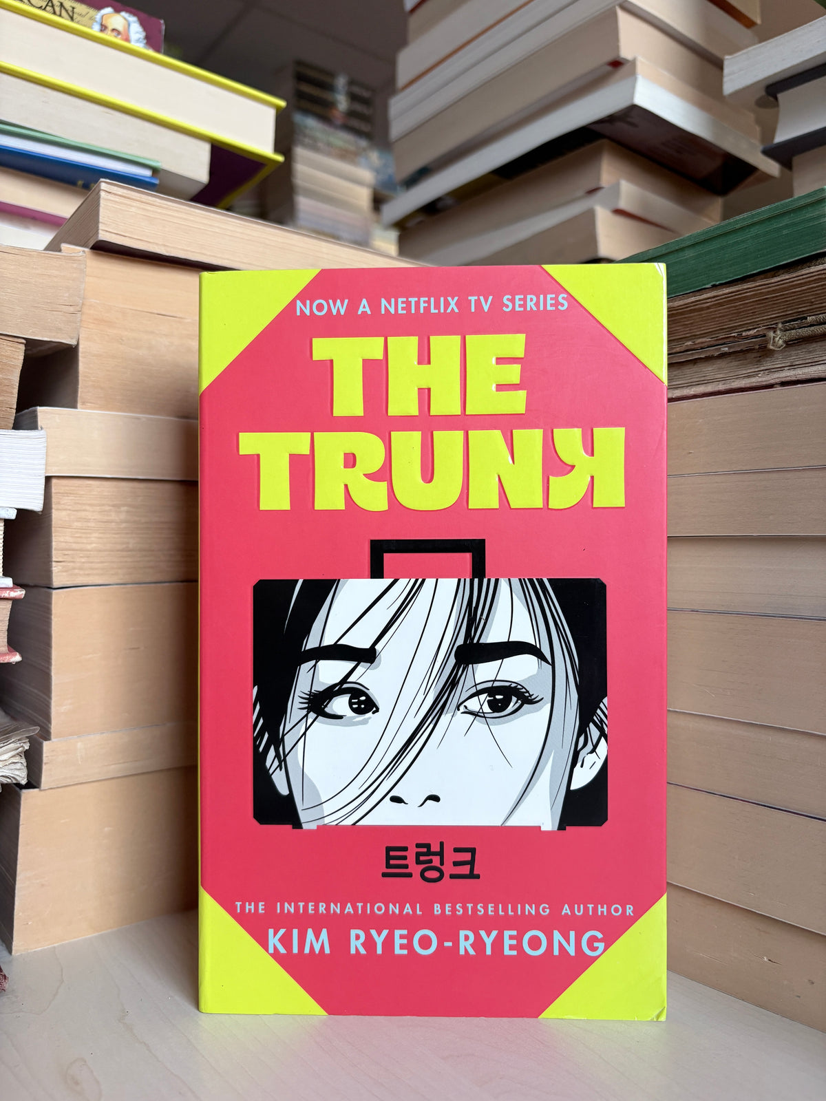 Kim Ryeo-Ryeong - The Trunk