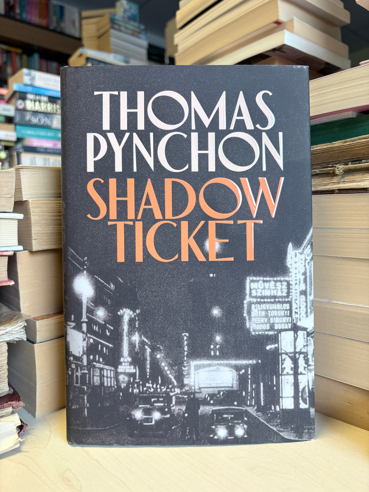 Thomas Pynchon - Shadow Ticket