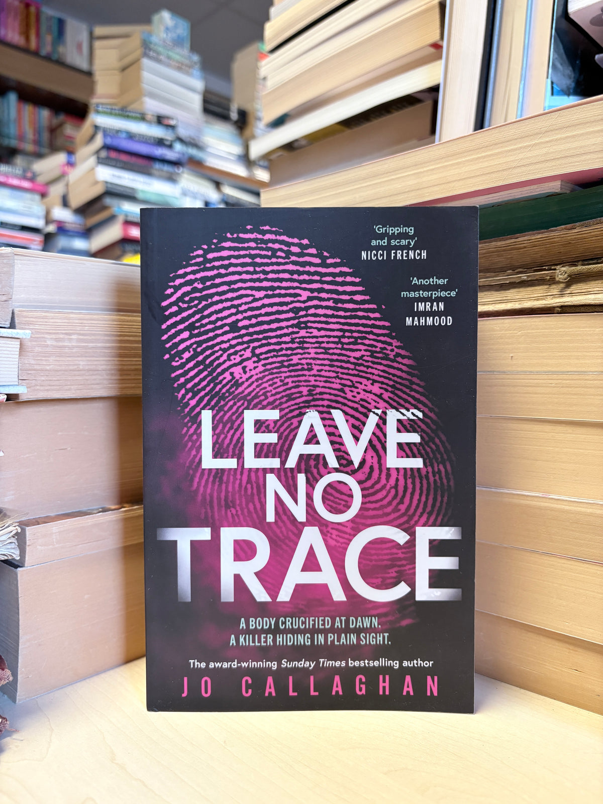 Jo Callaghan - Leave No Trace