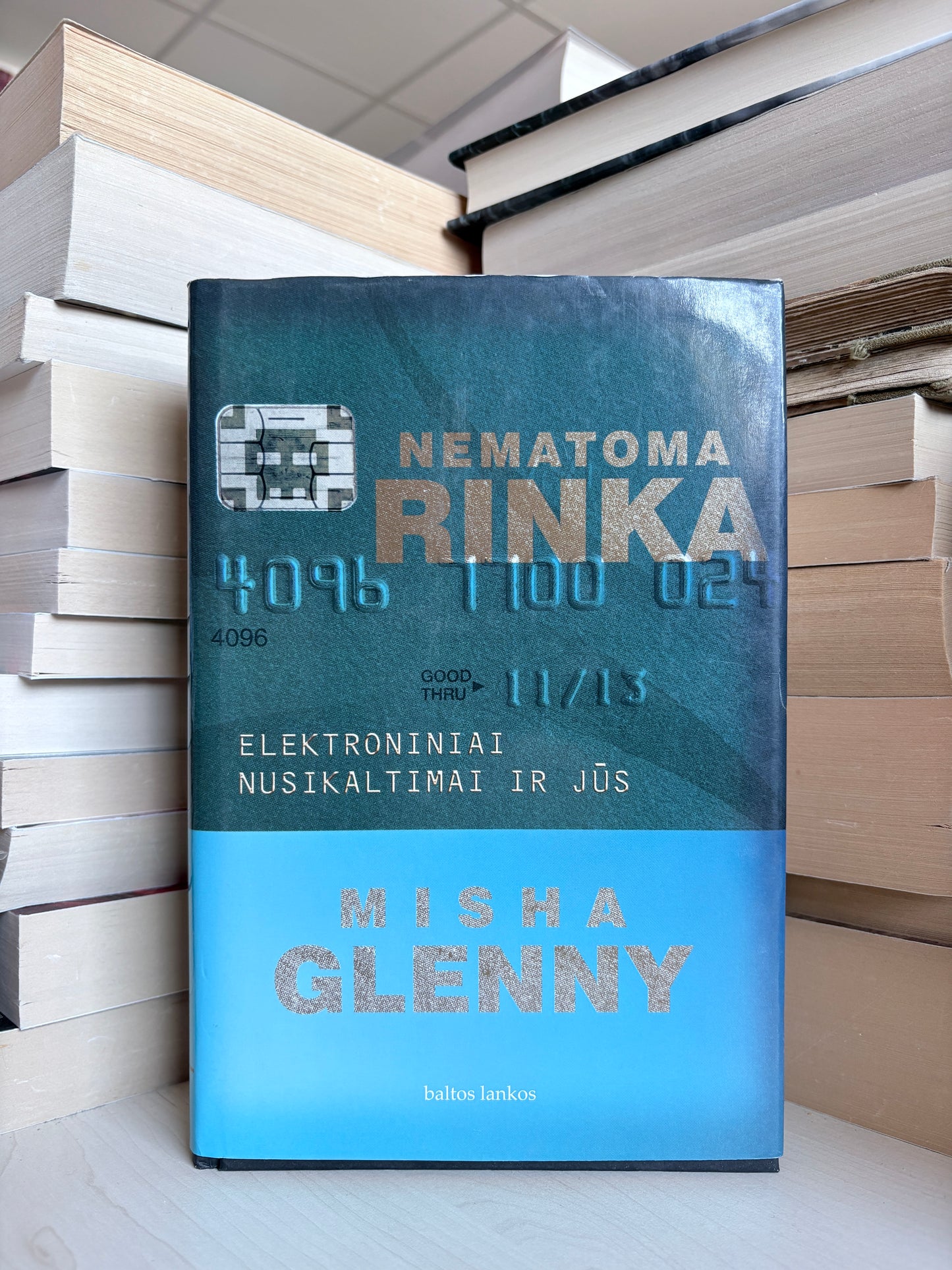 Misha Glenny - ,,Nematoma rinka"