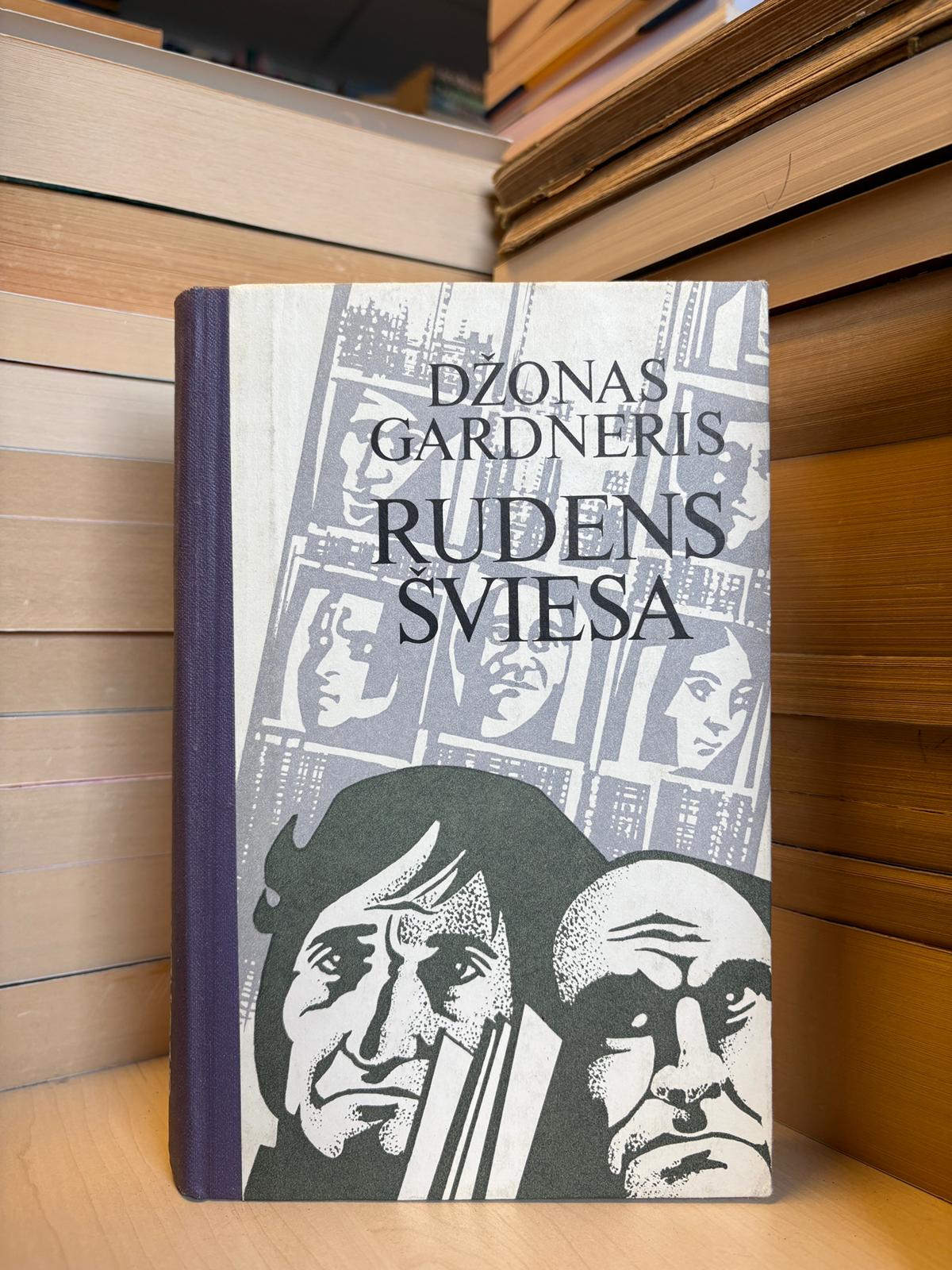 Džonas Gardneris - ,,Rudens šviesa"
