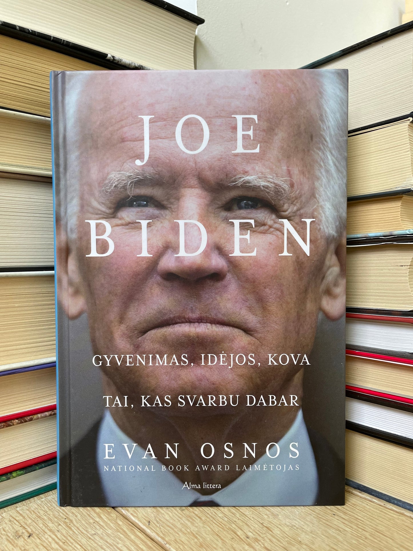 Evan Osnos - ,,Joe Biden: gyvenimas, idėjos, kova"